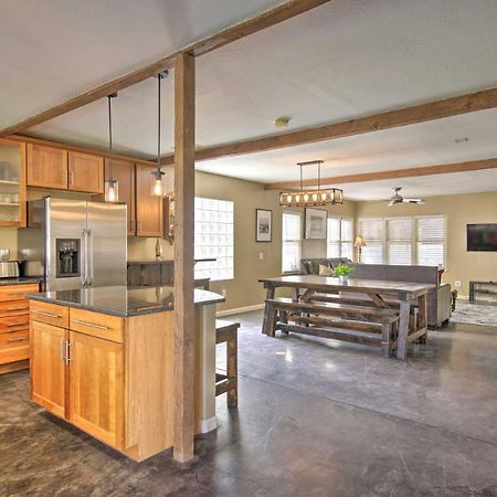 Central Phoenix Cottage With Private Yard! エクステリア 写真