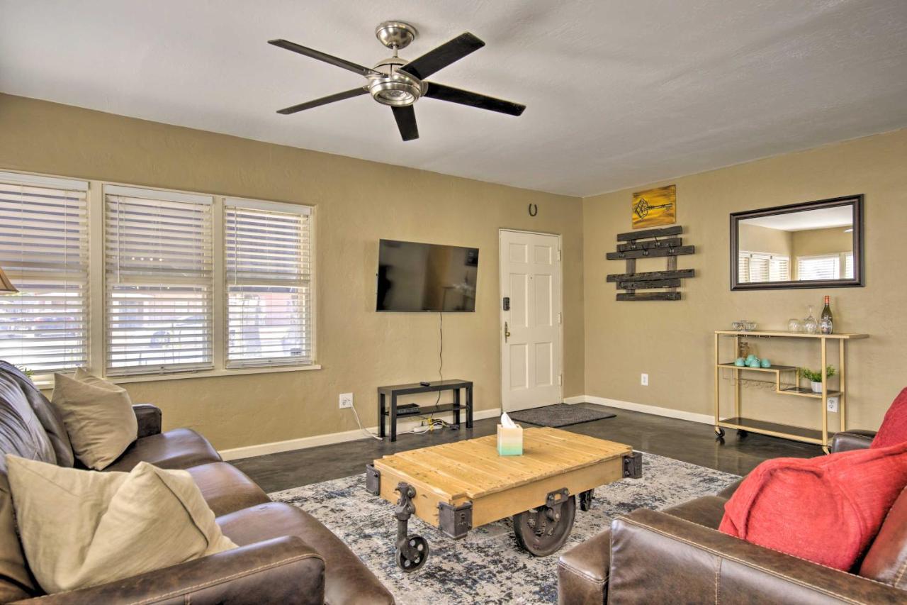 Central Phoenix Cottage With Private Yard! エクステリア 写真