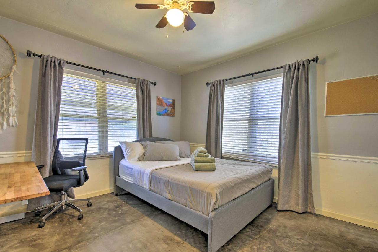 Central Phoenix Cottage With Private Yard! エクステリア 写真
