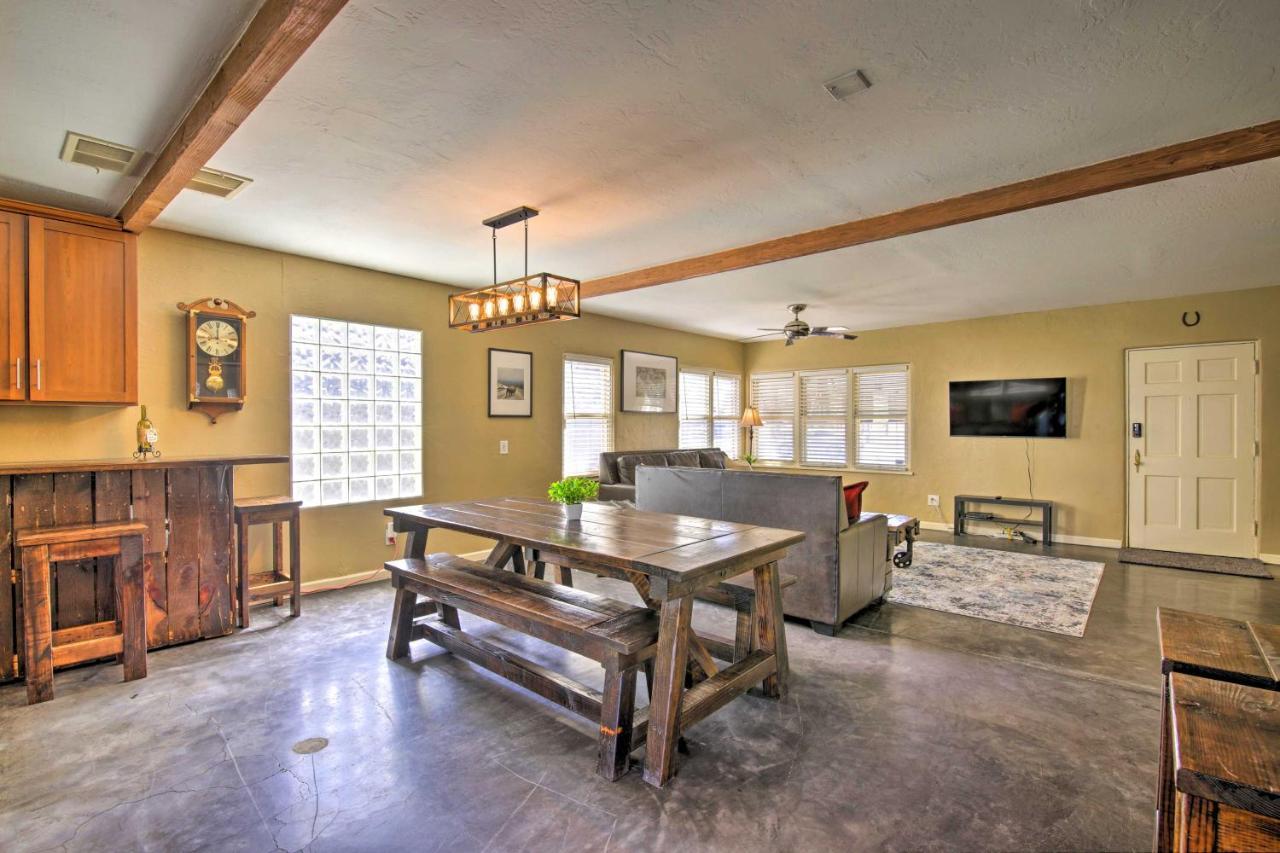 Central Phoenix Cottage With Private Yard! エクステリア 写真