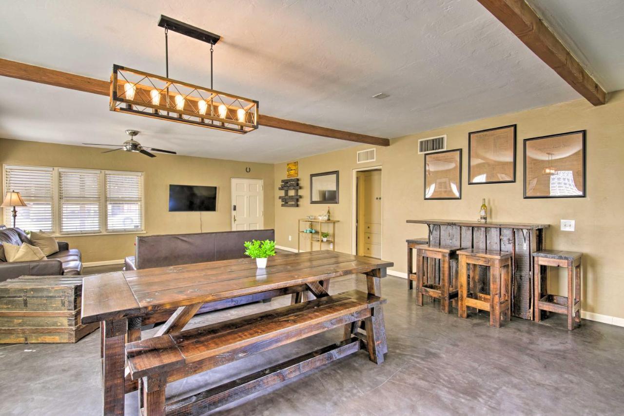 Central Phoenix Cottage With Private Yard! エクステリア 写真